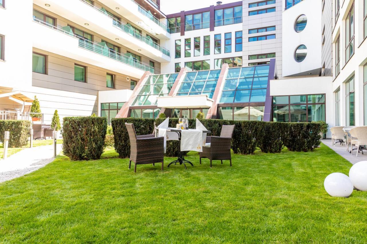 Spa Hotel Persenk 데빈 외부 사진