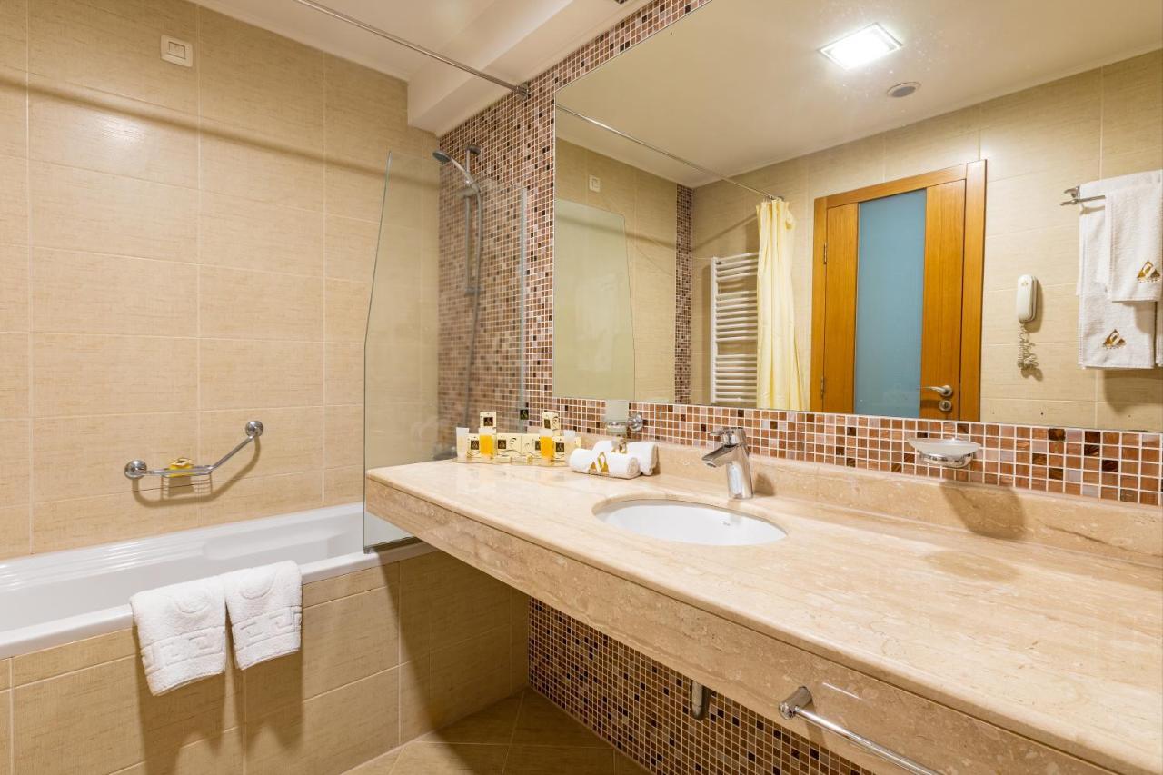 Spa Hotel Persenk 데빈 외부 사진 Bathroom