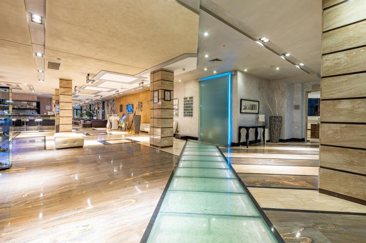 Spa Hotel Persenk 데빈 외부 사진 Lobby